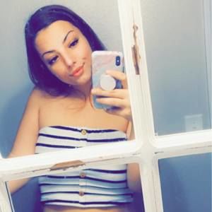 Meet your Posher, Michaela